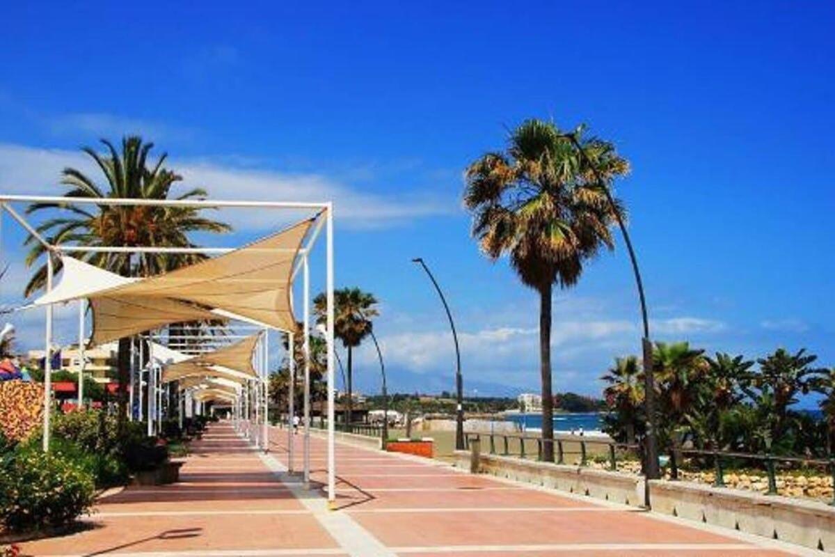 Espectacular Piso En Primera Linea De Playa Estepona Kültér fotó